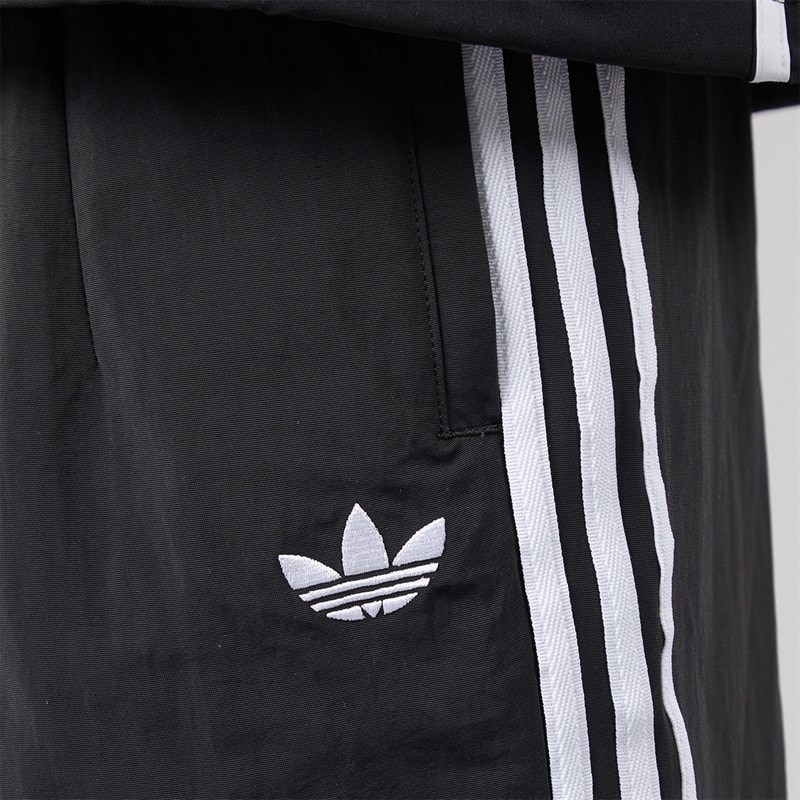 Mens 3 Stripes Loose Tailored Pants Black - Image 3