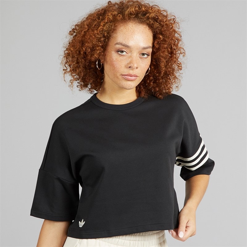 Womens Adicolor Neuclassics T-Shirt Black/Cream White - Image 1