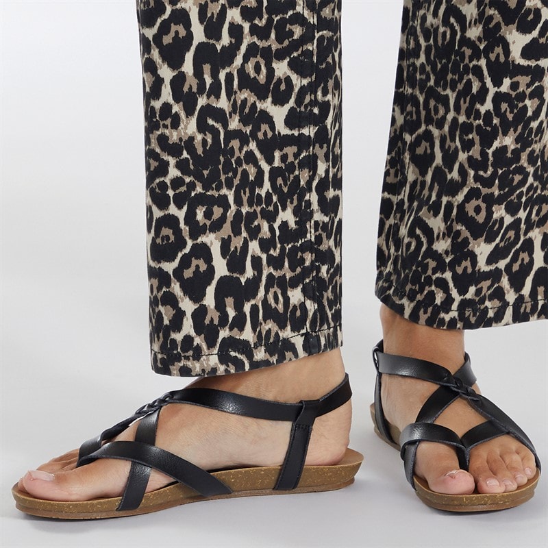 Womens Granola-B Sandals Black Dyecut - Image 5