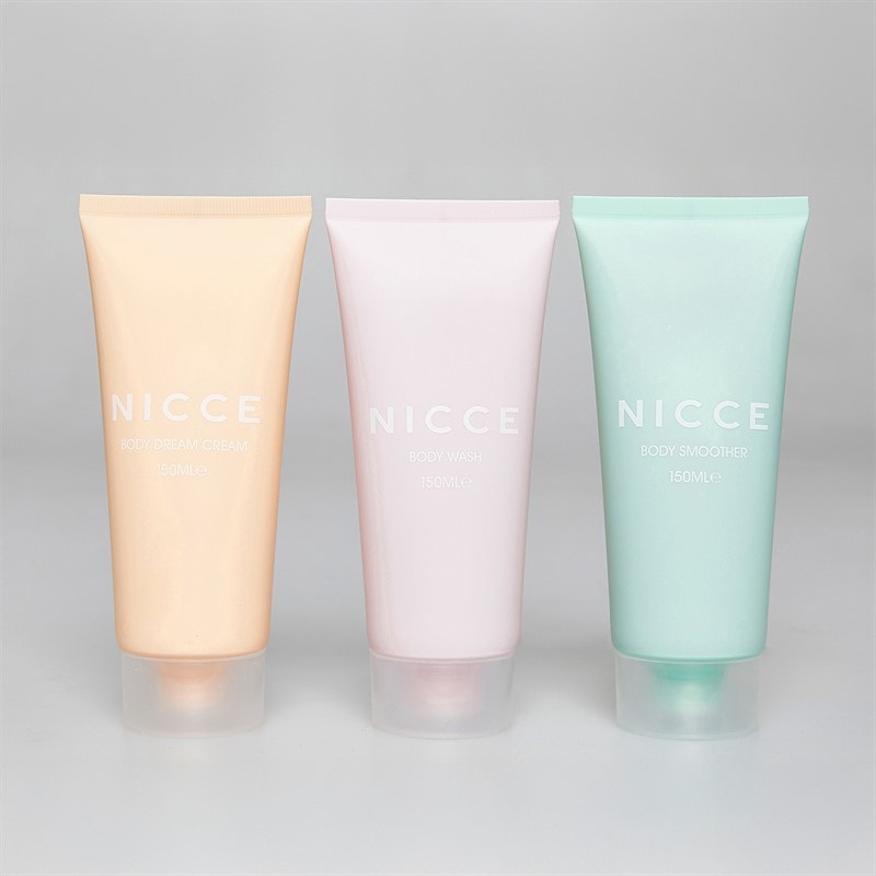 Womens Body Wash Gift Set Multi - Image 2