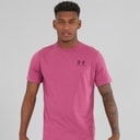 Mens UA Sportstyle Left Chest Short Sleeve T-Shirt Fuchsia Dusk/Dark Maroon