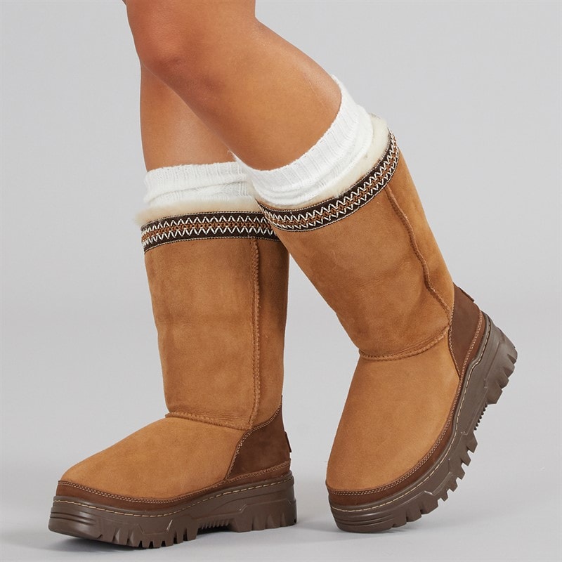 UGG® Womens Classic Tall Trailgazer Boots Chestnut