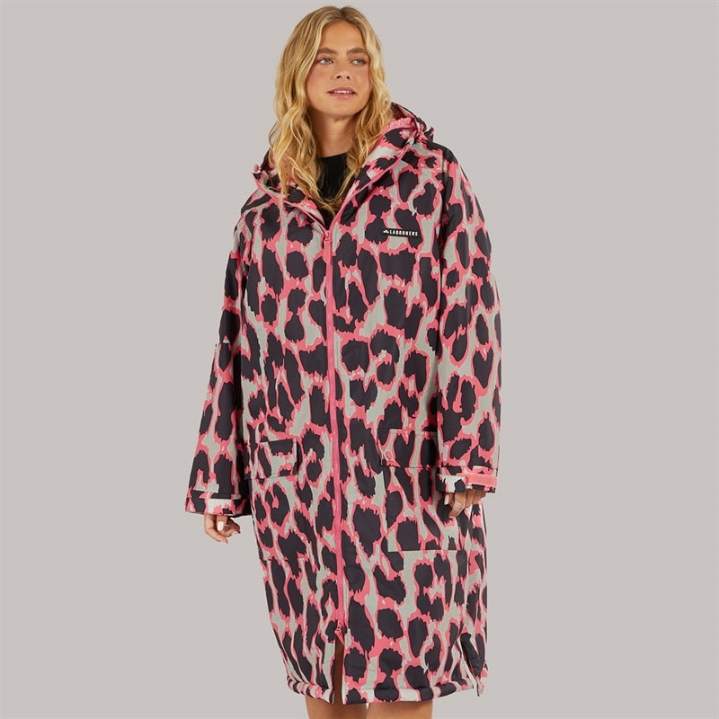 Womens Newby Waterproof Changing Robe Leopard - Image 5