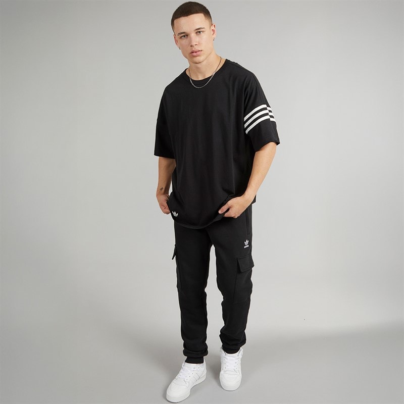 adidas Originals Mens Adicolor Neuclassics T-Shirt Black - Image 4
