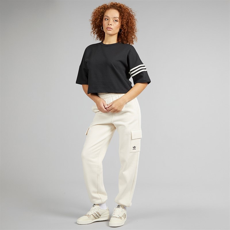 adidas Originals Womens Adicolor Neuclassics T-Shirt Black/Cream White - Image 4