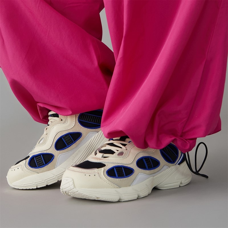 adidas Originals Womens Adicolour Teamgeist Oversized Woven Track Pants Semi Lucid Fuchsia/Black - Image 5