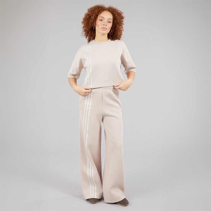 adidas Originals Womens Off Placed 3-Stripes T-Shirt Wonder Taupe - Image 4