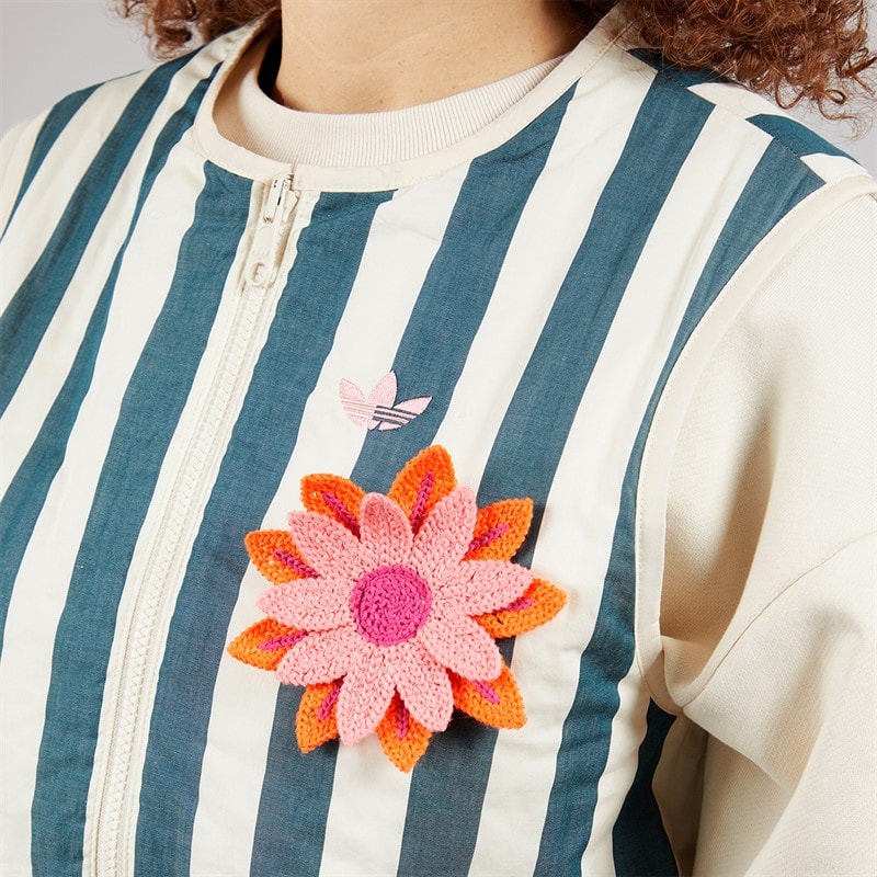 adidas Originals Womens Summer Glow Reversible Gilet Wonder White/Tech Green - Image 3