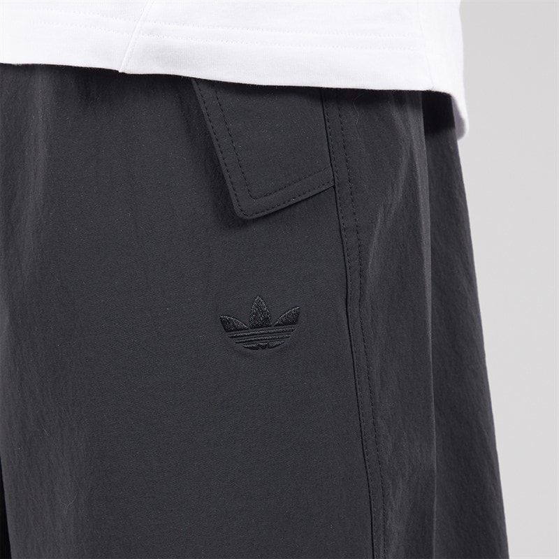 adidas Originals Mens Premium Essentials Utility Parachute Pants Black - Image 3