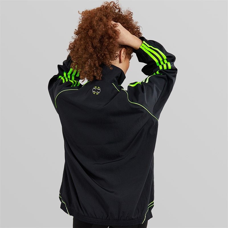 adidas Originals Womens Adicolour Teamgeist Oversized Woven Track Top Black/Signal Green - Image 2