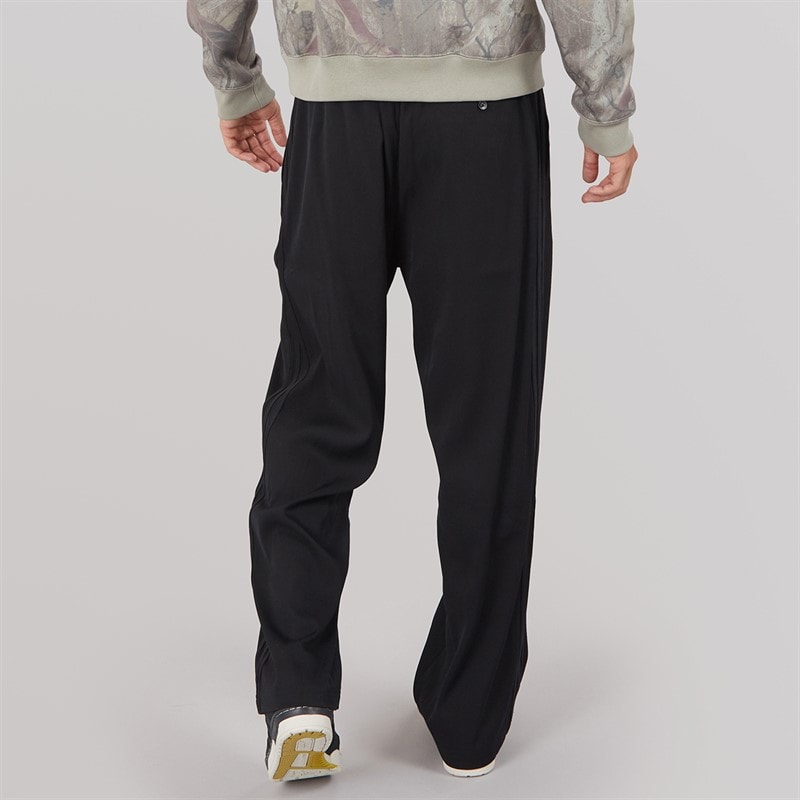 adidas Originals Mens Premium Trefoil Baggy Fit Track Pants Black/Black - Image 2