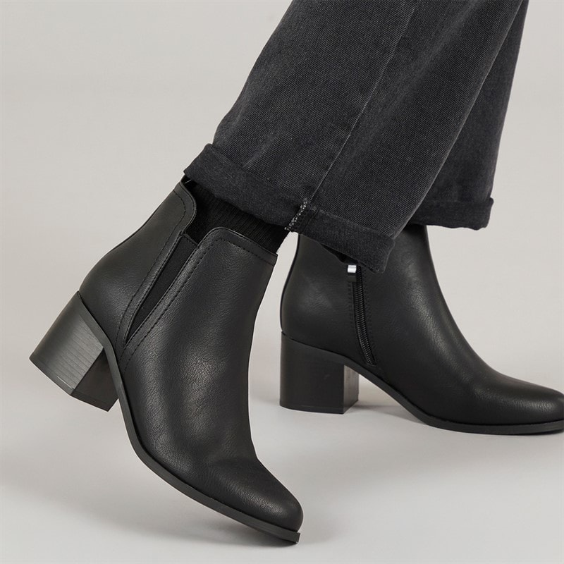 Brave Soul Womens Brae Soul Gail 2 Chunky Heel Ankle Boots Black - Image 1