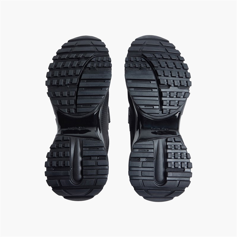 Calvin Klein Womens Trailblazer Velcro Runner Trainers Triple Black - Image 5