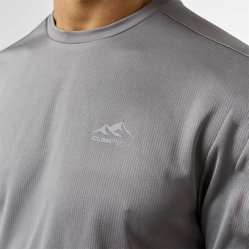 Closure London Mens Core Tech T-Shirt Mid Grey - Image 3