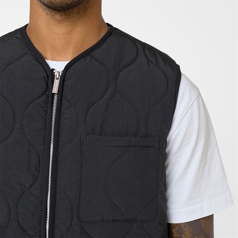 Closure London Mens Onion Quilted Gilet Black - Image 4