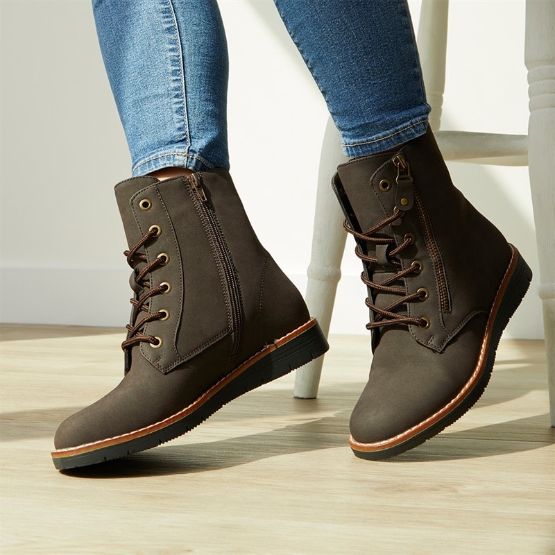 Board Angels Womens Gaby Zip Detail Ankle Boots Brown - Image 5