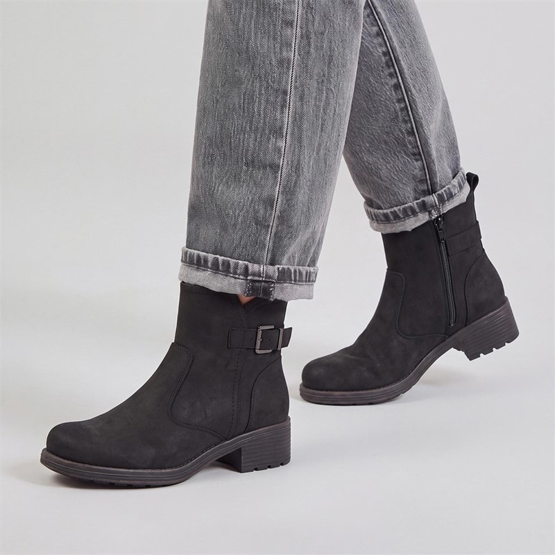 Board Angels Womens Monteux Buckled Ankle Boots Black