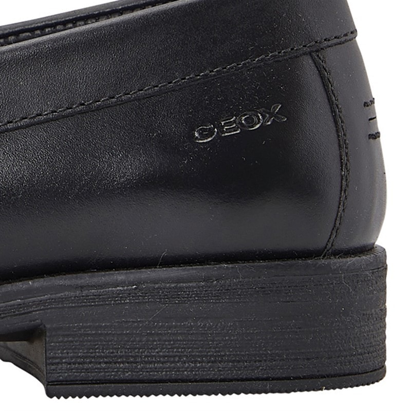 GEOX Girls Junior Agata Tassle Loafers Black - Image 5