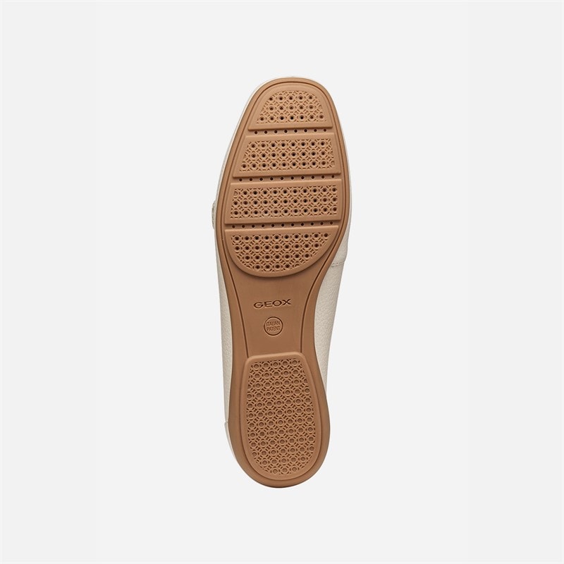 GEOX Womens Annytah Moccasins Papyrus - Image 5