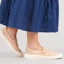 Blowfish Womens Malibu Beachfront Slip On Canvas Shoes Pink