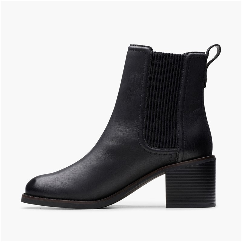 Clarks Womens Chamberly D-Fit Heeled Chelsea Boots Black - Image 5