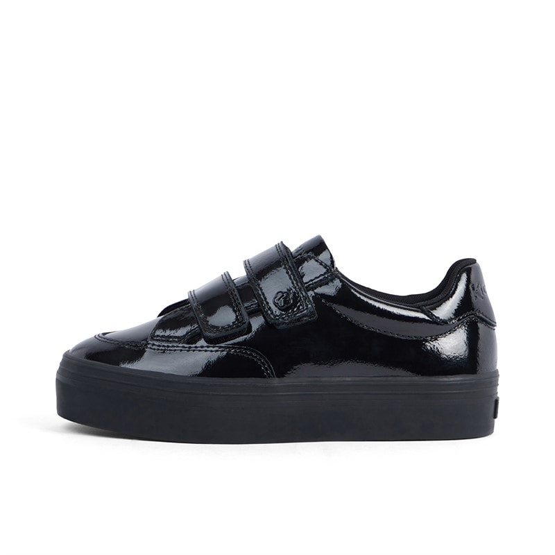 Kickers Girls Tovni Stack Lo Velcro Patent Leather Trainers Black