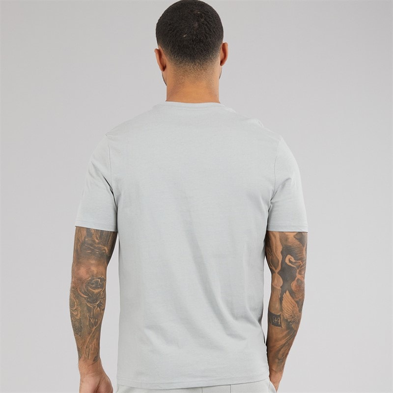 Lyle And Scott Vintage Mens Lightweight Seasonal Cotton T-Shirt Cold Grey - Image 2