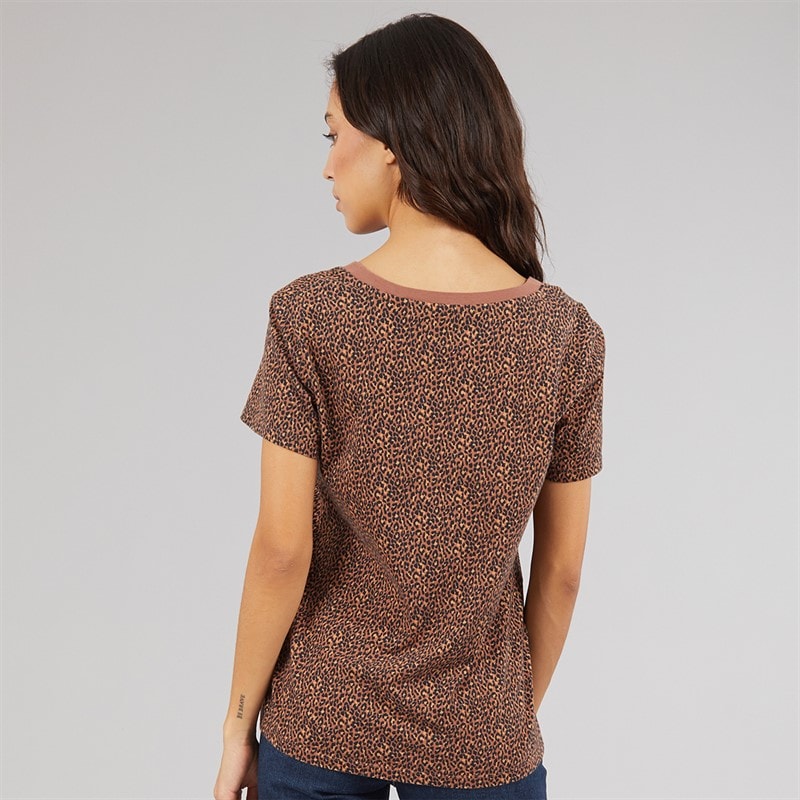 Levi's Womens Perfect V-Neck T-Shirt Leopard - Image 3
