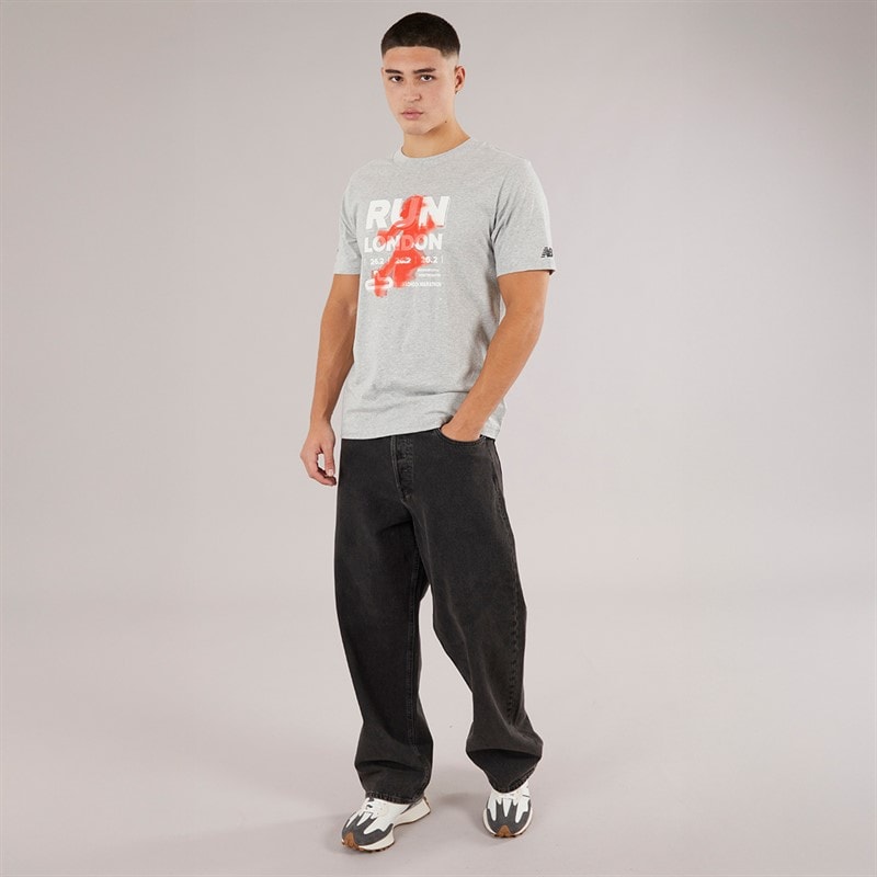 New Balance Mens London Edition Run London Graphic T-Shirt Athletic Grey - Image 4