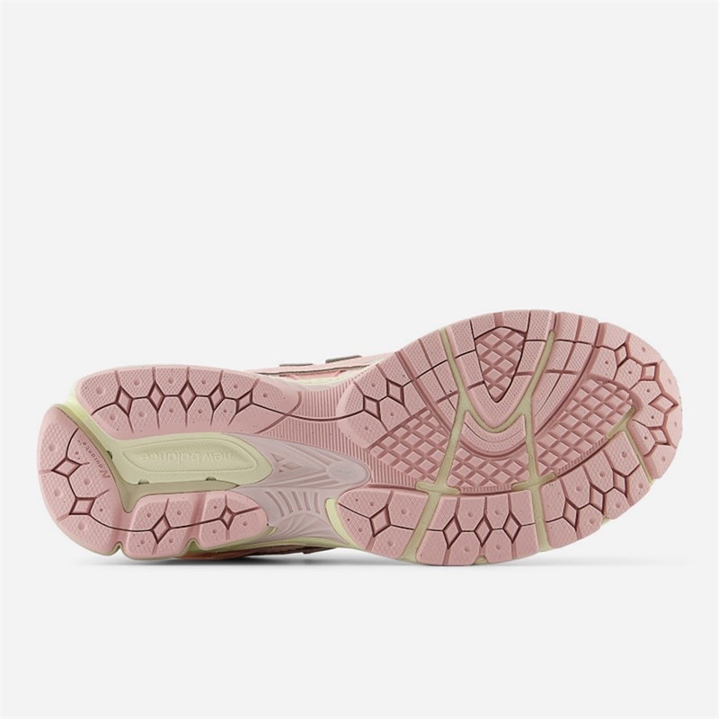 New Balance Womens 1906N Lunar New Year Trainers Pink - Image 2