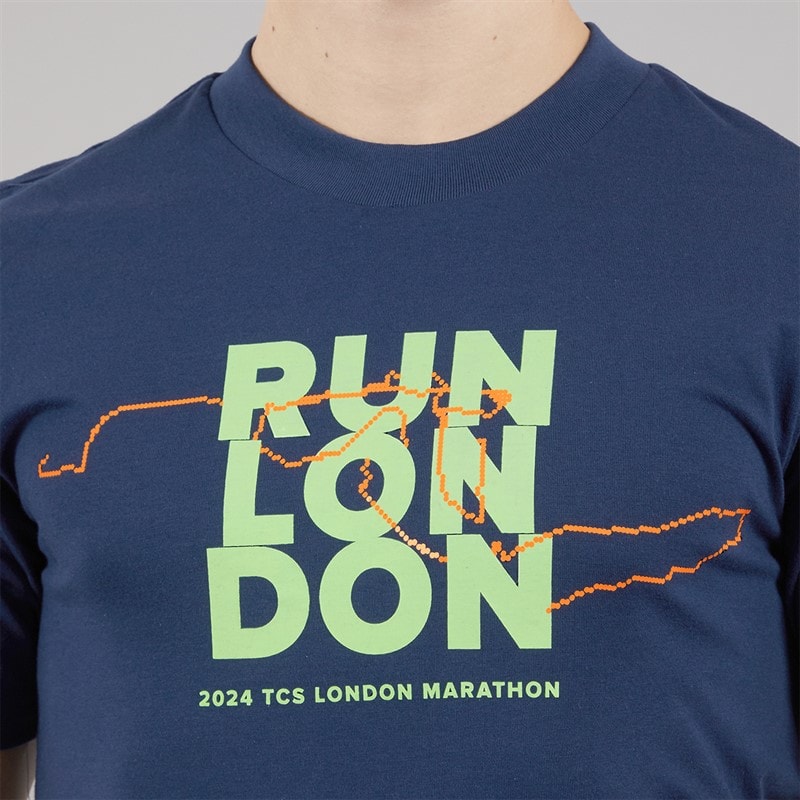 New Balance Mens London Edition Run London Graphic T-Shirt Navy - Image 3