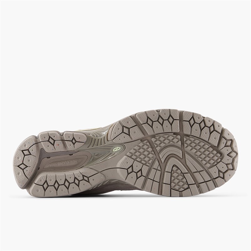 New Balance 2002R Trainers Arid Stone - Image 2