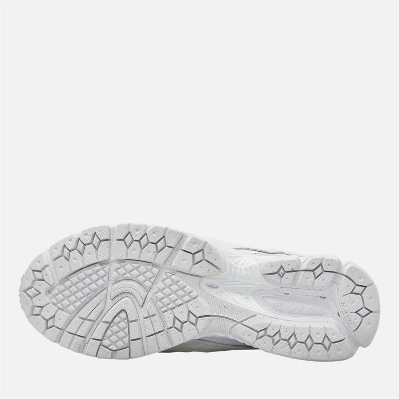 New Balance 2002DX Protection Pack Gore-Tex Trainers White/Silver Metallic - Image 2
