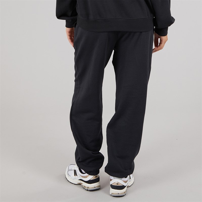 New Balance Womens Sport Essentials Joggers Black - Image 2
