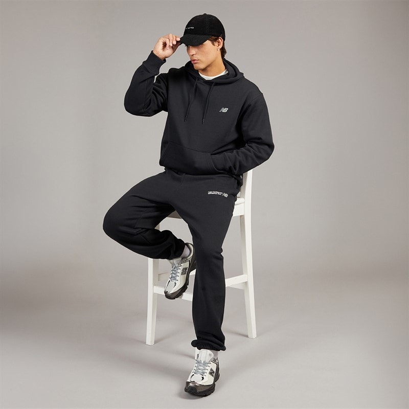 New Balance Mens Tone Big Logo Back Graphic Hoodie Black - Image 4