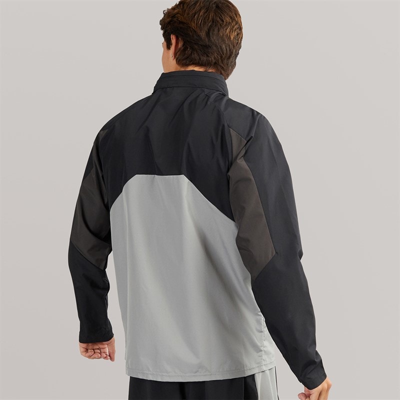 New Balance Mens Utility Woven Jacket Black - Image 2