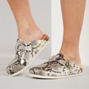 Original Penguin Womens Poppy Clogs Snake
