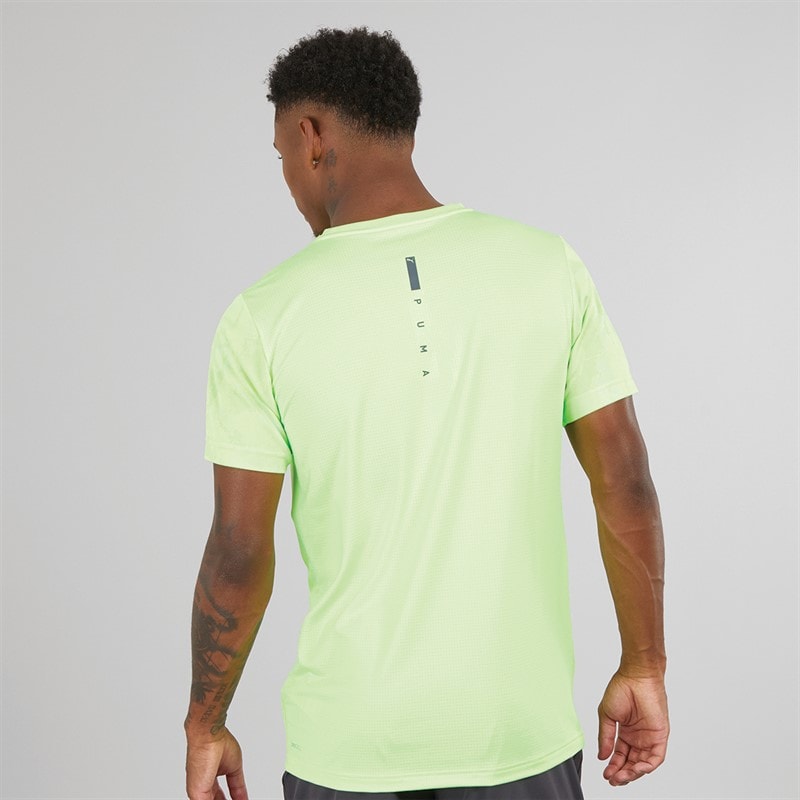 Puma Mens Train All Day Camo Speed Brights T-Shirt Fizzy Apple - Image 2