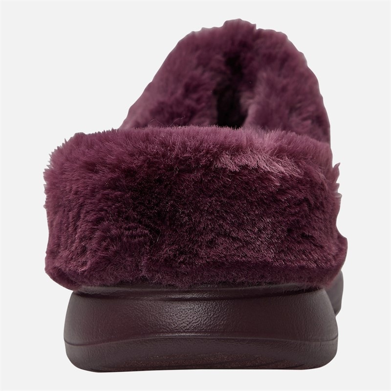 SKECHERS Womens Go Walk 5 Cozy Embrace Slippers Burgundy - Image 3