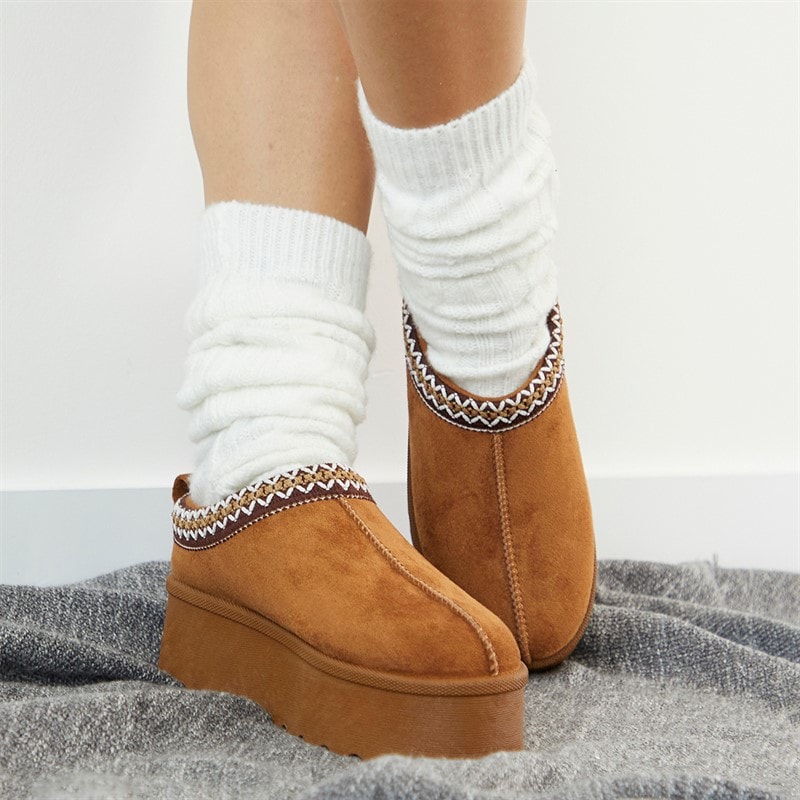 Truffle Collection Womens Vimto Chunky Warm Lined Aztec Slippers Chestnut Micro - Image 5