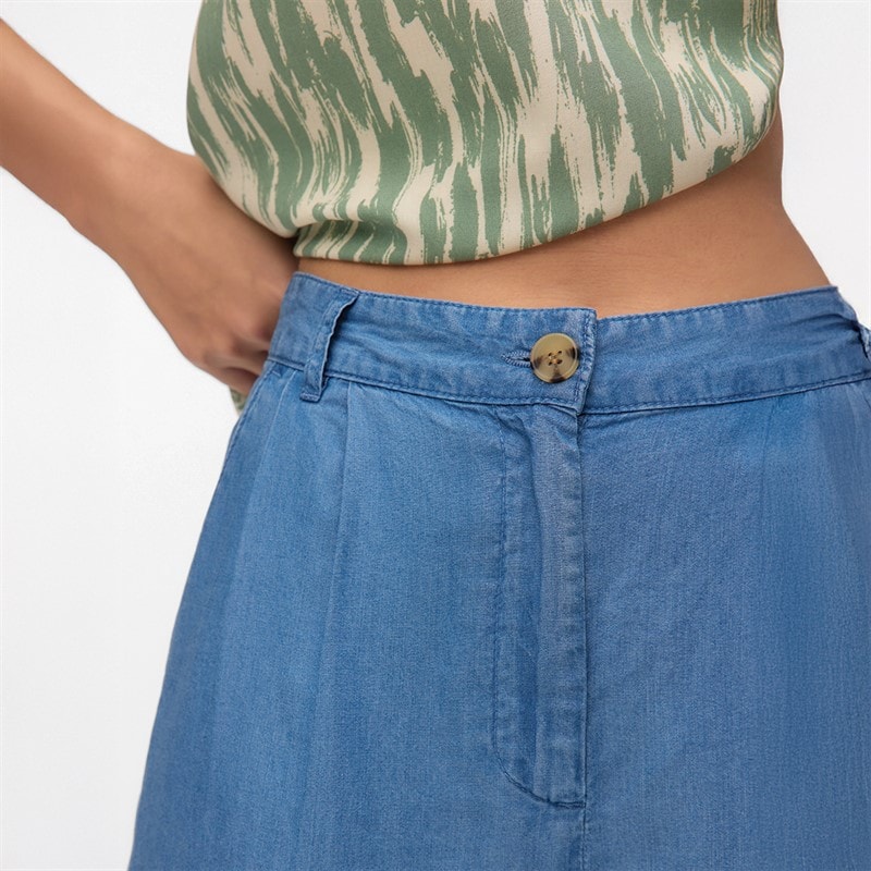 Vero Moda Womens Fleur Bermuda Shorts Medium Blue Denim - Image 3