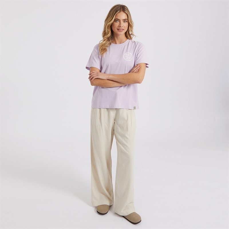 Lagooners Womens Wave Rider T-Shirt Lilac - Image 4