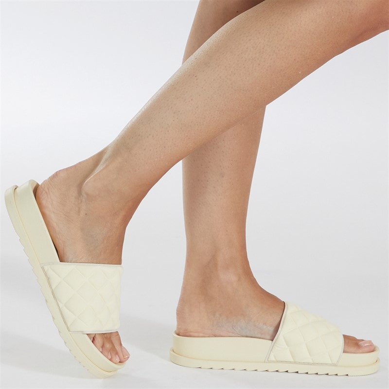 Brave Soul Womens Mae Quilted Sliders Bone