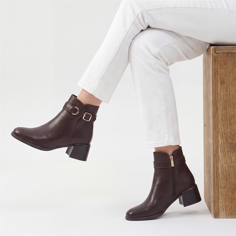 Lotus Womens Drummond Ankle Boots Brown