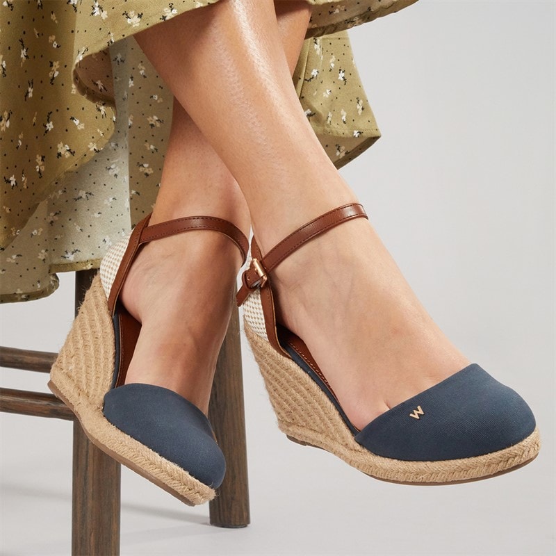 Wrangler Womens Brava Ankle Strap Wedge Sandals Dark Denim